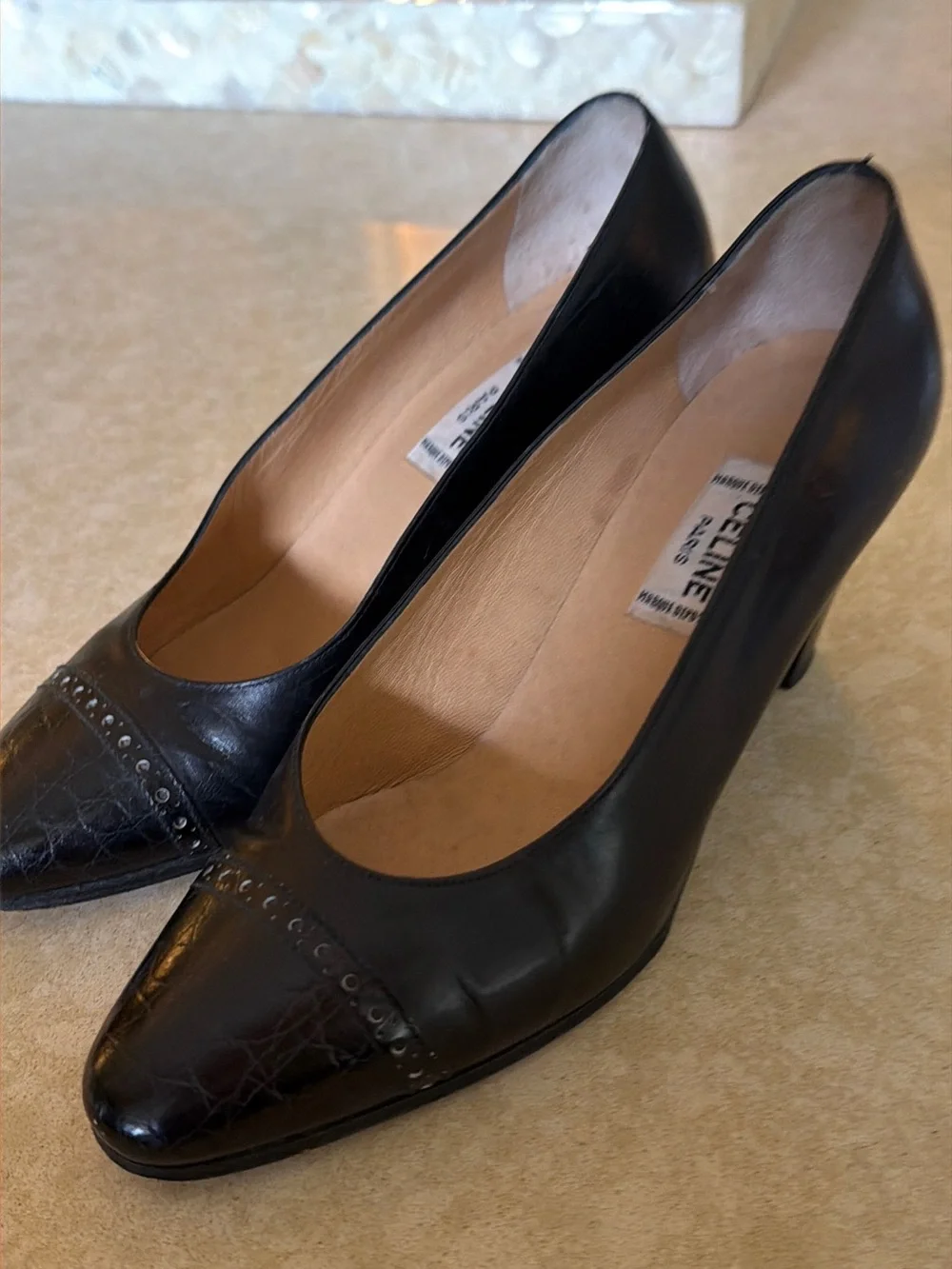 Vintage Céline black leather pumps Alligator cap toes women’s size eu 34